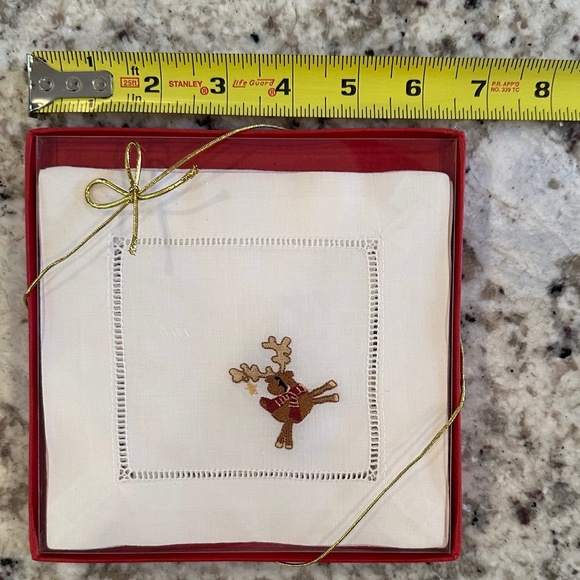 Holiday Embroidered Reindeer Linen Napkins Coasters Set of 4 6.5" x 6.5" - Picture 4 of 6